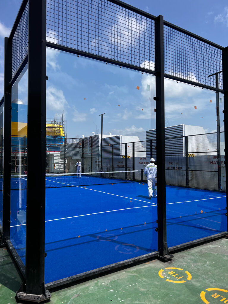 tuzla-marina-lake-wanaka-padel-proje-uygulama-anahtar-teslim-montaj-ekip-calismasi